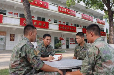 奮力實(shí)現(xiàn)建軍一百年奮斗目標(biāo) 打開強(qiáng)軍事業(yè)發(fā)展新局面——習(xí)近平主席出席軍隊(duì)領(lǐng)導(dǎo)干部會(huì)議時(shí)發(fā)表的重要講話在全軍部隊(duì)引起強(qiáng)烈反響