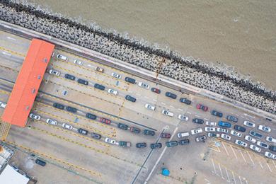 新華全媒+丨海南：海口三港迎來節(jié)前出島高峰