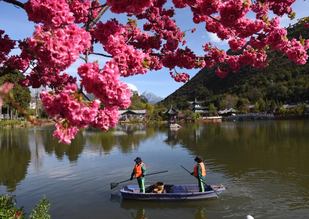 愛(ài)水護(hù)水 守護(hù)家園